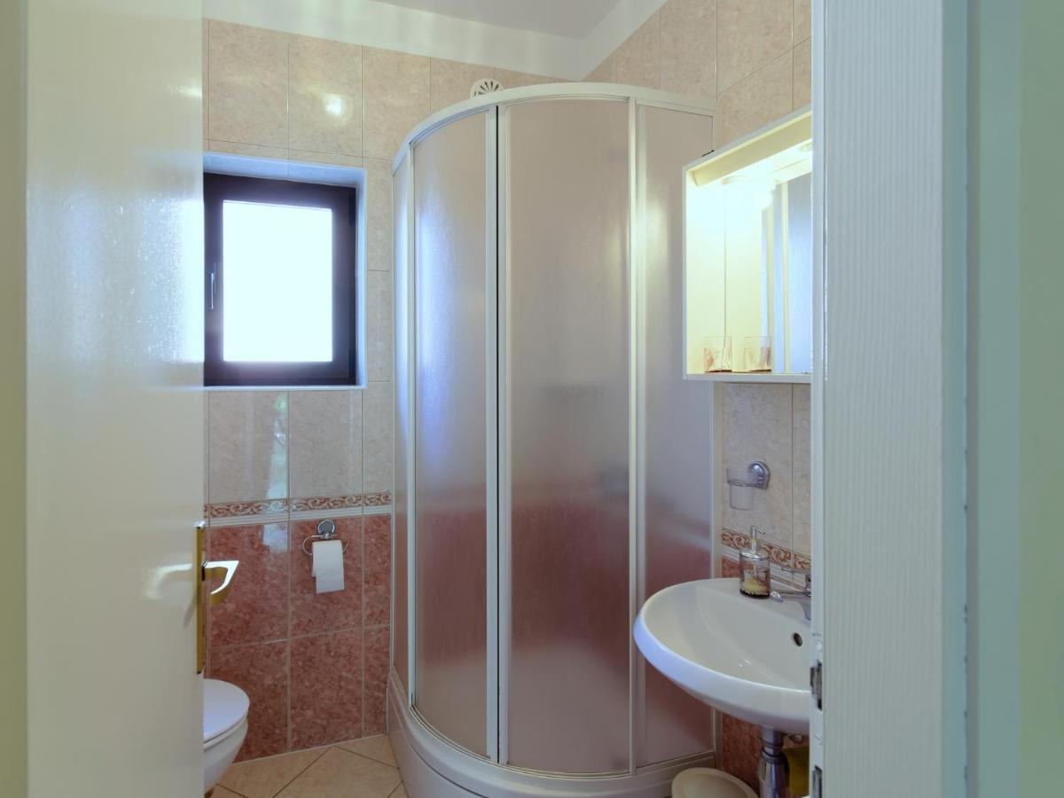 Apartments Marta By Rent Istria Novigrad  Zewnętrze zdjęcie